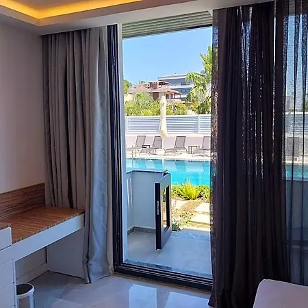Selluka Butik Çeşme